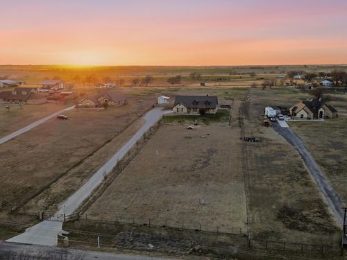 128 County Road 4430, Rhome, TX, 76078-2241 | Card Image