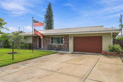 12120 81st Ave, SEMINOLE, FL, 33772-4505 | Card Image