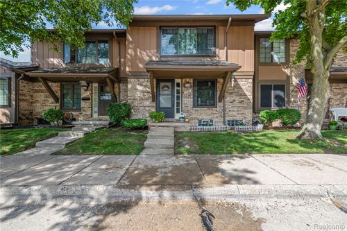 2384 Cardigan Ct, Warren, MI, 48091-1617 | Card Image
