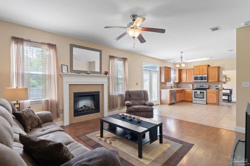 3618 Topaz Cir, Navarre, FL, 32566-4707 | Card Image