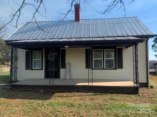 630 Eufola Rd, Statesville, NC, 28677-1366 | Card Image