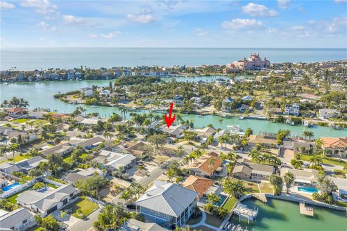 2890 Alton Dr, ST PETE BEACH, FL, 33706-2702 | Card Image