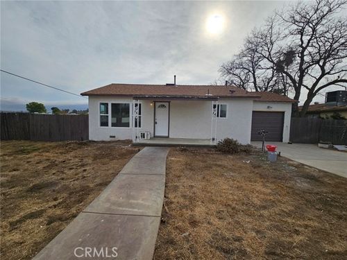 31739 Avenue E, Yucaipa, CA, 92399 | Card Image