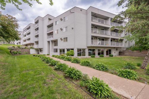429-175 County Road B2 E, Little Canada, MN, 55117-1514 | Card Image
