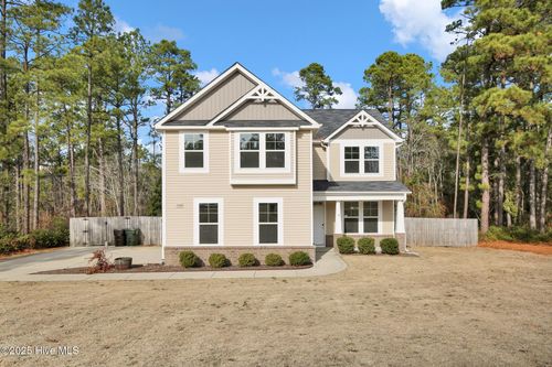 1300 Whitney Dr, Aberdeen, NC, 28315-8699 | Card Image