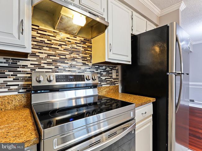 1010 Aspen Dr, Condo with 2 bedrooms, 2 bathrooms and null parking in Plainsboro NJ | Image 12