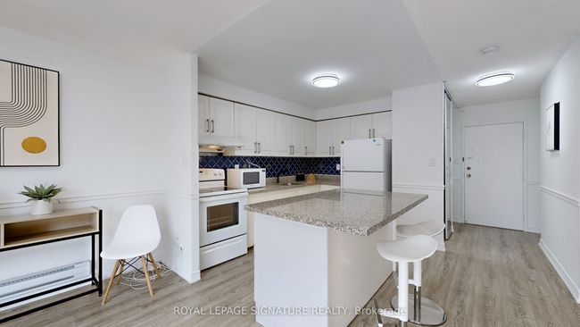 180 - 20 Moonstone Byway, Condo with 3 bedrooms, 2 bathrooms and null parking in North York ON | Image 10
