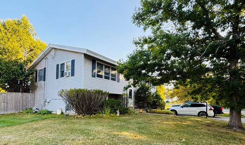 6 Lorraine Avenue, Brewer, ME, 04412 | Card Image