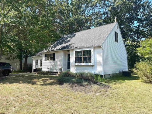 11 Saint Moritz Dr, Sicklerville, NJ, 08081-3211 | Card Image