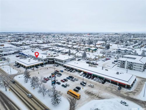 202203-2805 6th Ave E, Prince Albert, SK, S6V6Z6 | Card Image