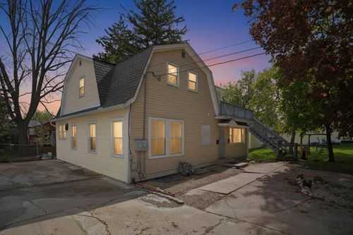 612 Oak St, Woodstock, IL, 60098-2270 | Card Image