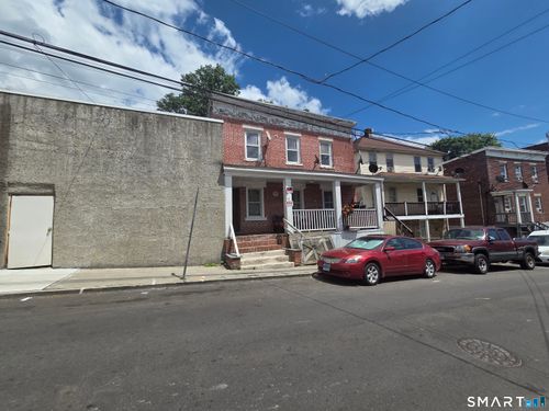 37 Rose Park Ave, Stamford, CT, 06902-5004 | Card Image