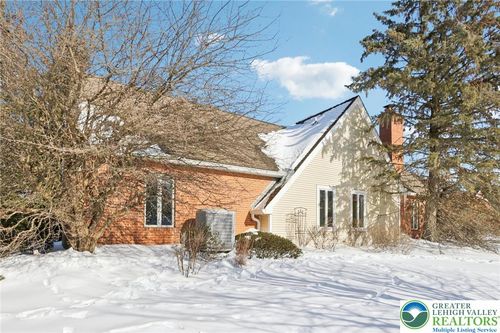 4861 Sydney Close, Macungie, PA, 18062-9516 | Card Image