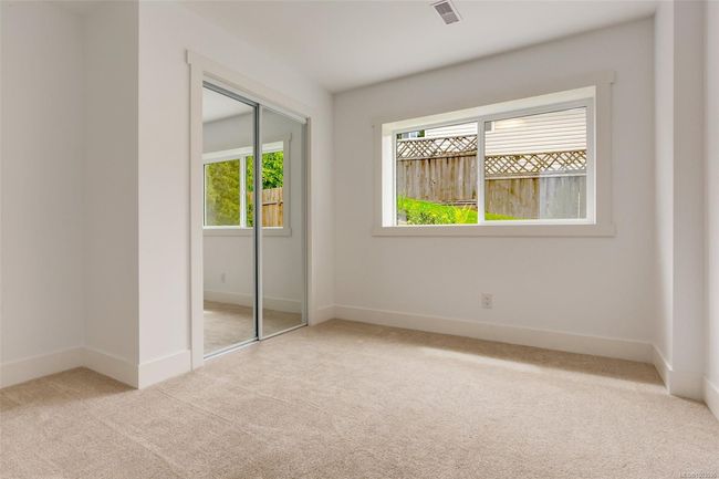 Second downstairs bedroom | Image 80