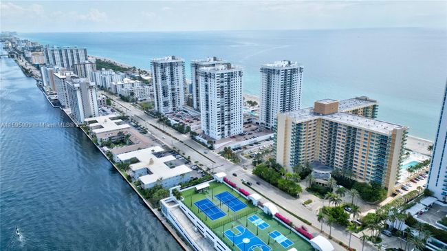 PH35 - 2501 S Ocean Dr, Condo with 2 bedrooms, 2 bathrooms and null parking in Hollywood FL | Image 20