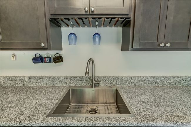 12255 Shore View Dr, Townhouse with 3 bedrooms, 4 bathrooms and null parking in Henrico VA | Image 13