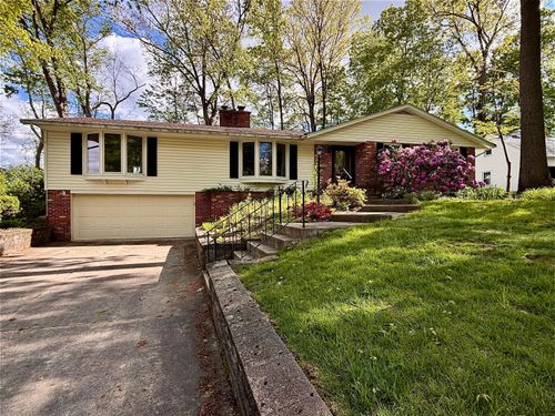 445 S Countryside Dr, Ashland, OH, 44805-3947 | Card Image