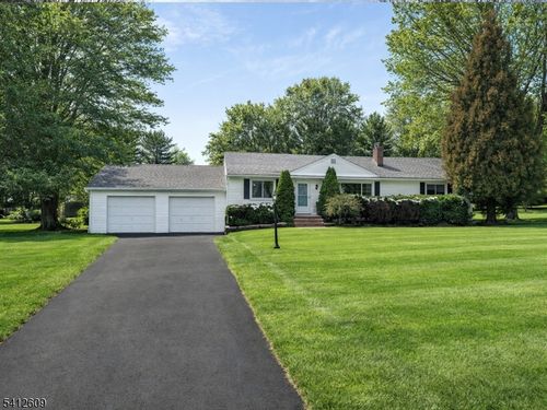 15 Frederick Pl, Morristown, NJ, 07960-6305 | Card Image