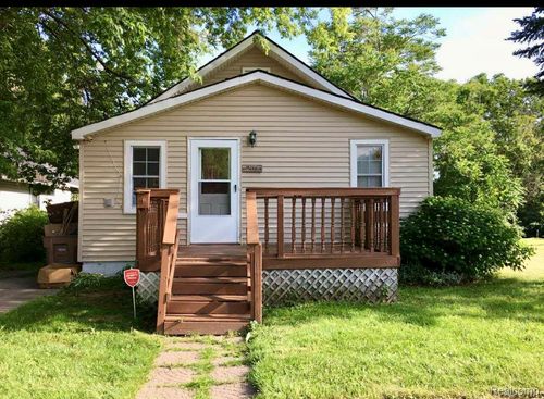 205 Hughes Ave, Pontiac, MI, 48341-2447 | Card Image
