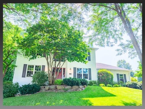 974 Peregrine Trail, Oregon, WI, 53575 | Card Image
