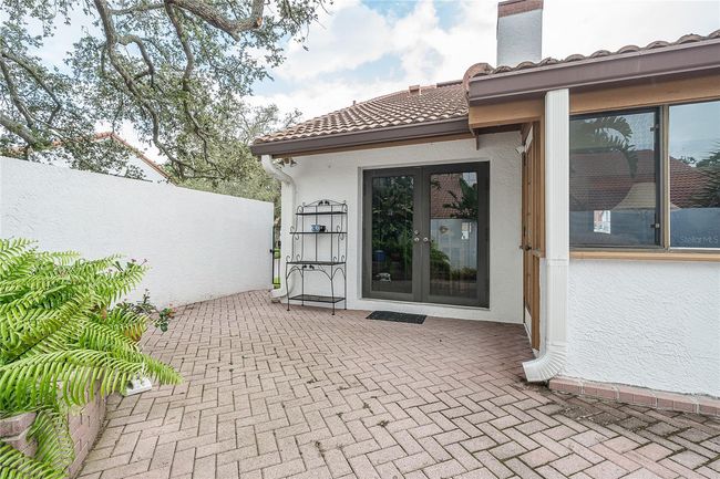 Doors leading to back of home | Image 32
