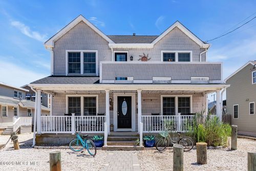 216 4th Ave, Manasquan, NJ, 08736-3308 | Card Image