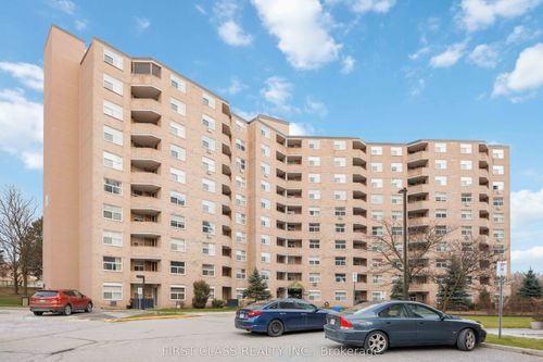 812-260 Davis Dr, Newmarket, ON, L3Y7C3 | Card Image