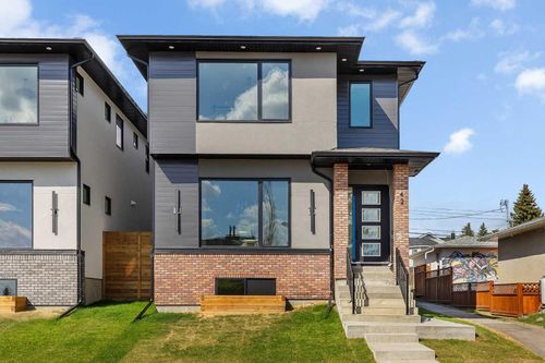 42 Collingwood Place Nw, Calgary, AB, T2L0P9 | Card Image