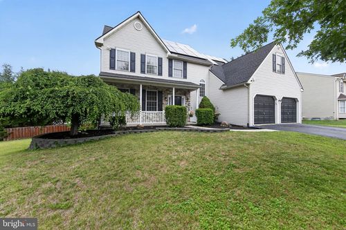 401 W Morlatton Rd, DOUGLASSVILLE, PA, 19518-8761 | Card Image