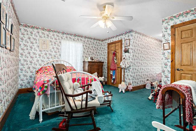 Upstairs bedroom | Image 24