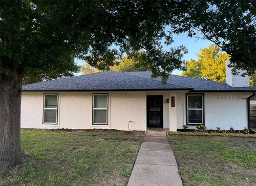 2926 Panhandle Dr, Grapevine, TX, 76051-4717 | Card Image