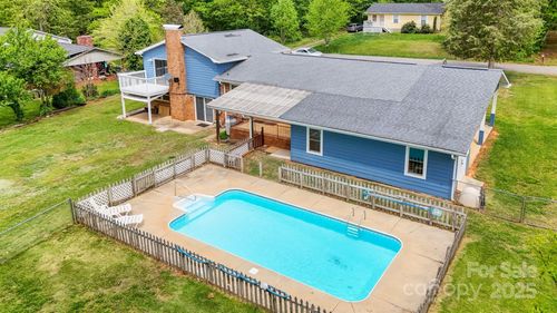 2649 Tiffany St, Conover, NC, 28613-9115 | Card Image