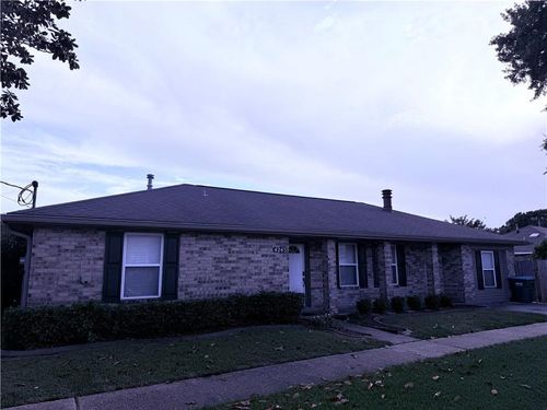 4245 Illinois Ave, Kenner, LA, 70065-2253 | Card Image