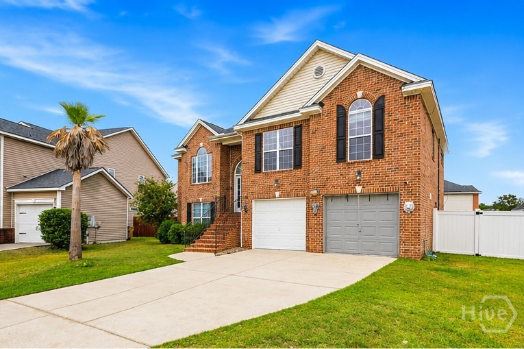 Residential in Richmond Hill 3