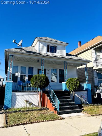 3237 Trowbridge Street, Home with 3 bedrooms, 2 bathrooms and null parking in Hamtramck MI | Image 1