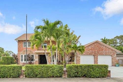 3999 Ne 15th Ave, Oakland Park, FL, 33334-4620 | Card Image