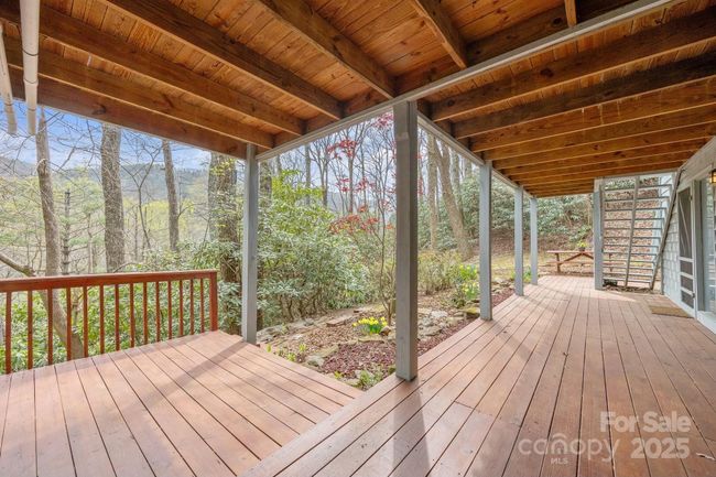63 Chestnut Forest Rd, House other with 3 bedrooms, 3 bathrooms and null parking in Fairview NC | Image 42