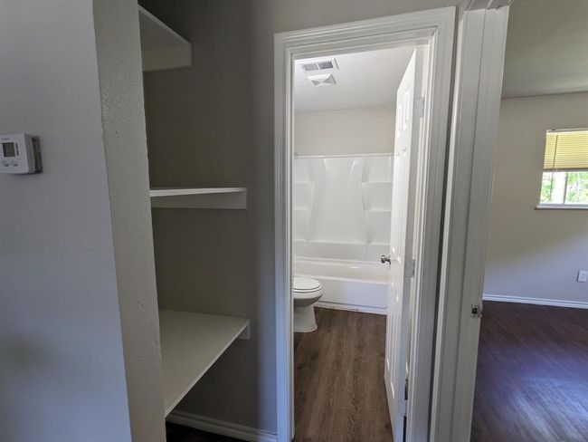 UNIT-13 - 3451 W Highway 6, Home with 2 bedrooms, 1 bathrooms and 1 parking in Alvin TX | Image 11