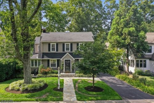 127 Green Village Rd, Madison, NJ, 07940-2546 | Card Image