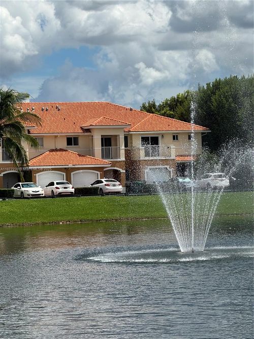16256 Sw 57th Ln, Miami, FL, 33193-2578 | Card Image