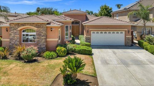 2825 E Quincy Ave, Fresno, CA, 93720-4975 | Card Image
