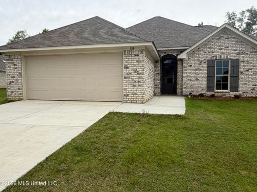 558 Patrick Farms Dr, Pearl, MS, 39208-9424 | Card Image
