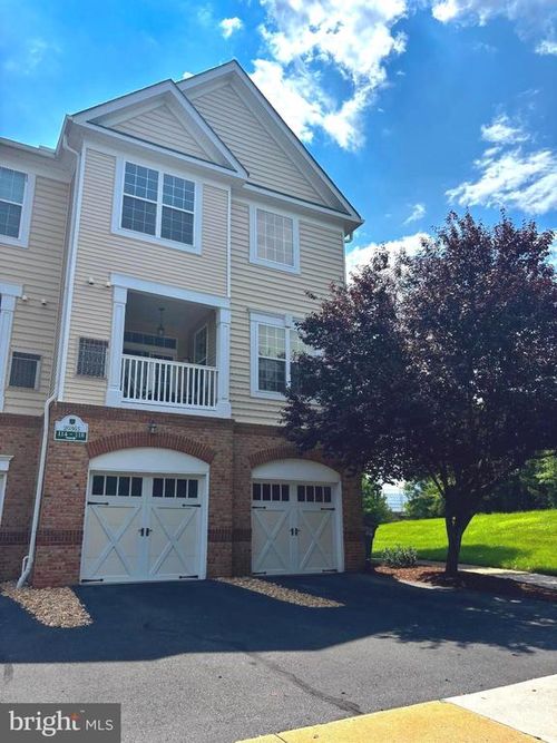 unit-118-20365 Belmont Park Ter, ASHBURN, VA, 20147-7037 | Card Image