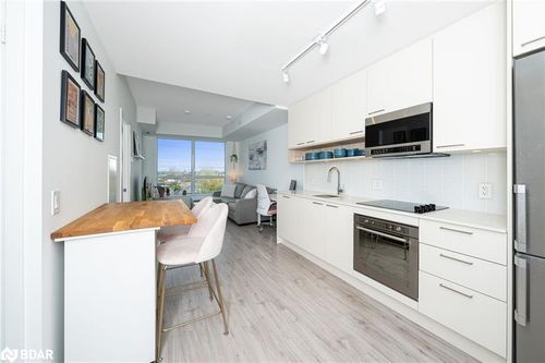 308-3005 Pine Glen Rd, Oakville, ON, L6M5P5 | Card Image