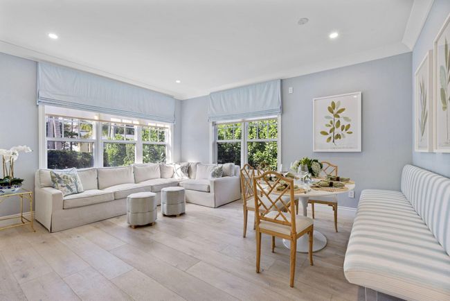 1010 - 311 Cocoanut Row, Condo with 3 bedrooms, 2 bathrooms and null parking in Palm Beach FL | Image 5
