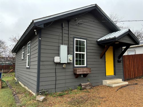 401 E Freeman St, Ennis, TX, 75119-2519 | Card Image