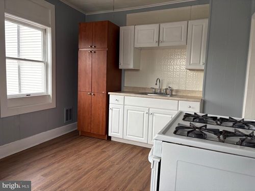 2713 Hammonds Ferry Rd, HALETHORPE, MD, 21227-3137 | Card Image