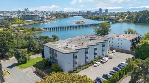 236-2930 Washington Ave, Victoria, BC, V9A1P5 | Card Image