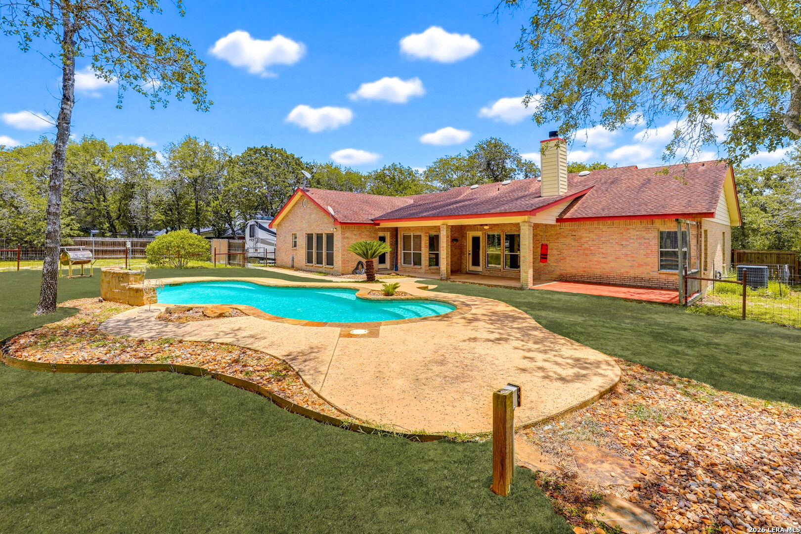 Residential in La Vernia 4
