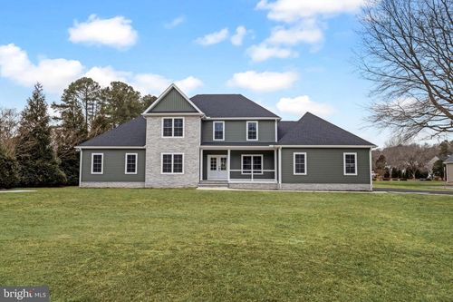 129 Village Dr, SEAFORD, DE, 19973-8035 | Card Image